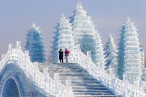 CÁP NHĨ TÂN THIÊN ĐƯỜNG TUYẾT TRẮNG